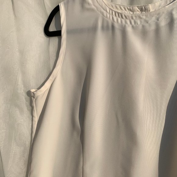 tank top - Picture 5 of 10